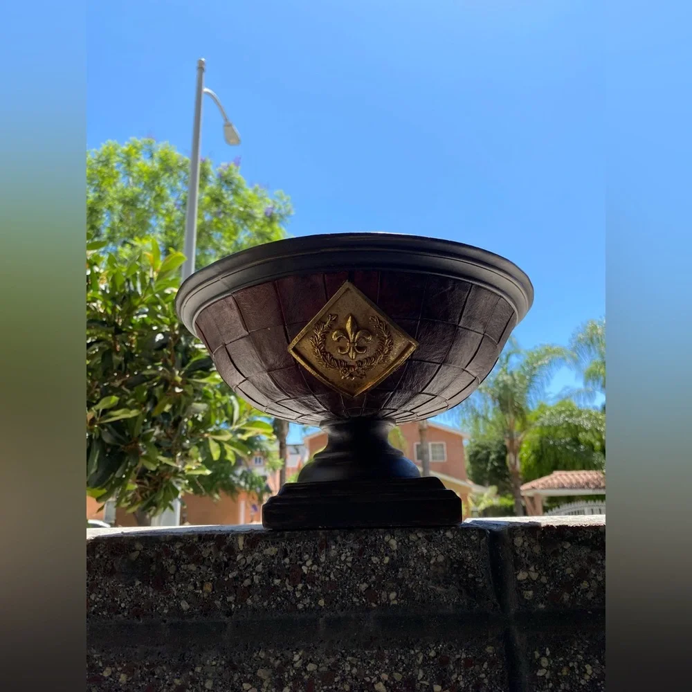 Decorative Fleur-de-Lis